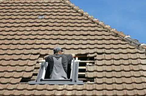 Pose de velux - Saint-Clair-sur-Epte